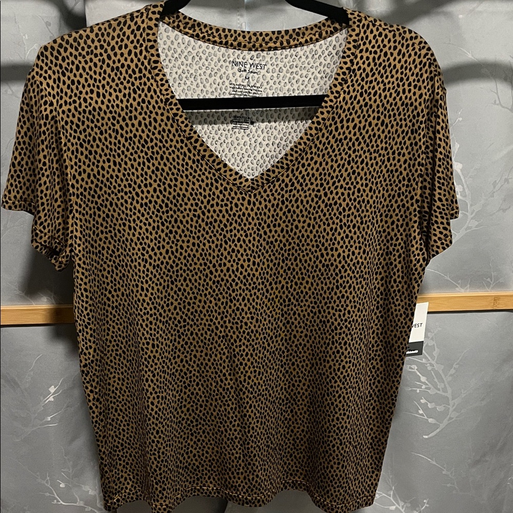 Nine West Tan and Black Short Sleeve Top